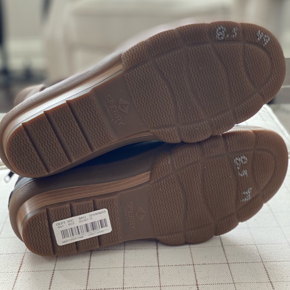 Women’s SPERRY Boots - Picture 7 of 9
